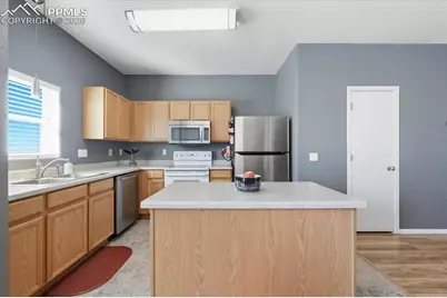 2711 Brooksedge View, Colorado Springs, CO 80910 - Photo 9