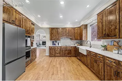 250 Mayfield Lane, Colorado Springs, CO 80906 - Photo 9