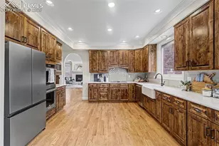 250 Mayfield Ln, Colorado Springs, CO 80906 - Photo 9