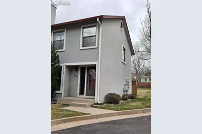 661 Shooks Lane, Colorado Springs, CO 80903 - Photo 3