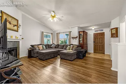 1518 S Canoe Creek Drive, Colorado Springs, CO 80906 - Photo 5