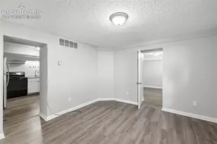 514 N Wahsatch Ave, Colorado Springs, CO 80903 - Photo 41
