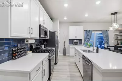 5191 Roundhouse Drive, Colorado Springs, CO 80925 - Photo 11