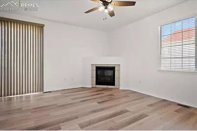 4145 Outlook Boulevard #J, Pueblo, CO 81008 - Photo 5