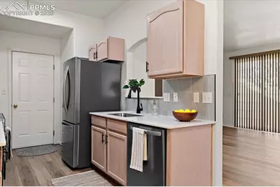 4145 Outlook Boulevard #J, Pueblo, CO 81008 - Photo 7