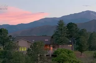 1040 Dark Horse Dr, Colorado Springs, CO 80919 - Photo 5