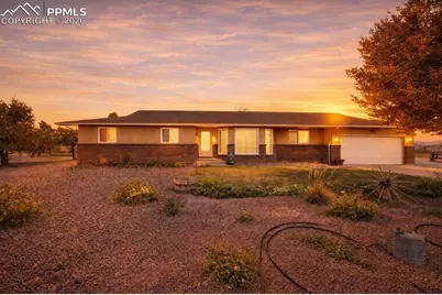 1003 W Camino Al Cielo, Pueblo, CO 81007 - Photo 1