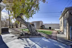 920 Kennedy St, Pueblo, CO 81001 - Photo 37