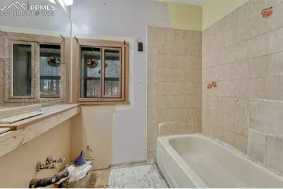 14425 Black Forest Road, Colorado Springs, CO 80908 - Photo 31