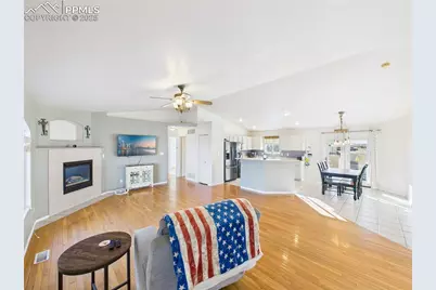 1253 N Stratton Drive, Pueblo West, CO 81007 - Photo 5