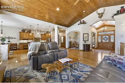 18090 Bakers Farm Road, Colorado Springs, CO 80908 - Photo 7