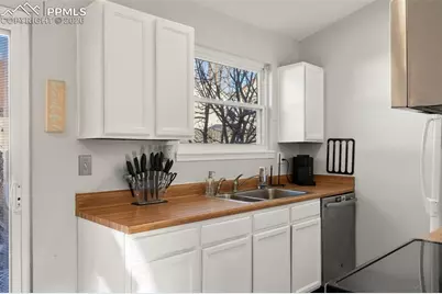 1445 Crippen Court, Colorado Springs, CO 80916 - Photo 11