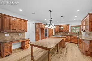 17680 Pond View Pl, Colorado Springs, CO 80908 - Photo 11