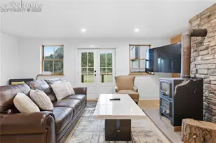 1636 Lakemoor Dr, Florissant, CO 80816 - Photo 5