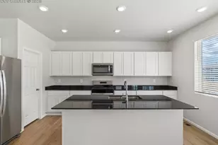 10208 Hartwood Dr, Peyton, CO 80831 - Photo 5