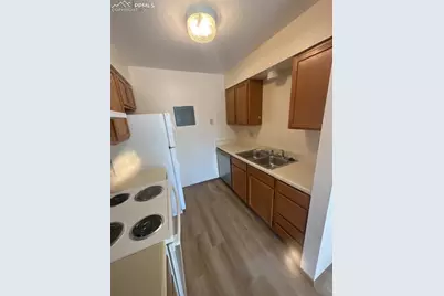 2820 W Platte Avenue, Colorado Springs, CO 80904 - Photo 9