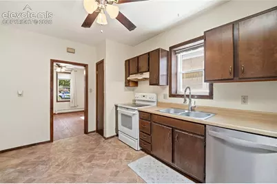 2321 W Cucharras Street, Colorado Springs, CO 80904 - Photo 9