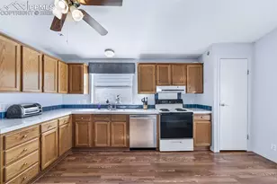 65 Pendelton Cir, Colorado Springs, CO 80914 - Photo 17