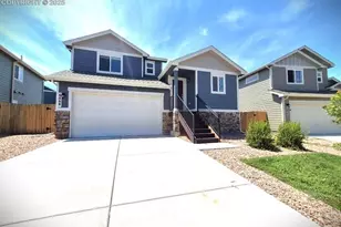 6868 Alsea Dr, Colorado Springs, CO 80925 - Photo 3