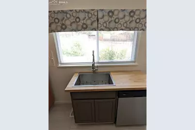 2119 Lark Drive, Colorado Springs, CO 80909 - Photo 9