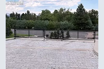 3520 Sebastian Heights, Colorado Springs, CO 80906 - Photo 5