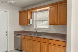 7210 Omaha Blvd, Colorado Springs, CO 80915 - Photo 11