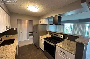 411 Lakewood Circle, Colorado Springs, CO 80910 - Photo 7