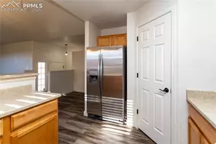 6806 Red Cardinal Loop, Colorado Springs, CO 80908 - Photo 9