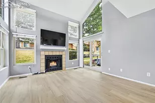 365 Autumn Ridge Cir, Colorado Springs, CO 80906 - Photo 5