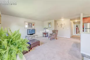 4230 Blueflax Dr, Pueblo, CO 81001 - Photo 7