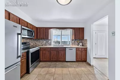 5425 Zapato Drive, Colorado Springs, CO 80917 - Photo 17