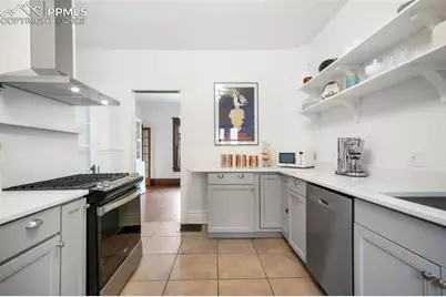 907 N Corona Street, Colorado Springs, CO 80903 - Photo 17