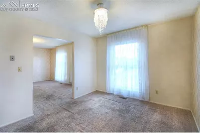 2466 W Payne Circle, Colorado Springs, CO 80916 - Photo 7