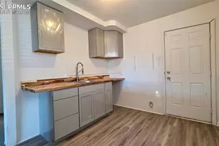 1929 E 15th St, Pueblo, CO 81001 - Photo 3