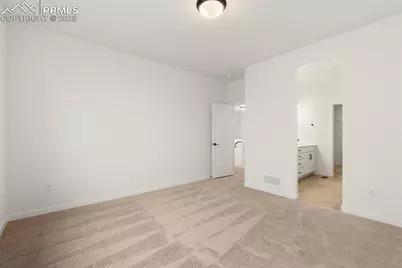 8215 Harvey Logan Drive, Colorado Springs, CO 80908 - Photo 33