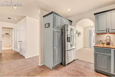 150 Luxury Lane, Colorado Springs, CO 80921 - Photo 7