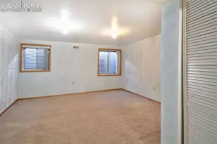 4310 Hawks Lookout Ln, Colorado Springs, CO 80916 - Photo 11