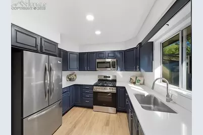 417 W Harrison Street, Colorado Springs, CO 80907 - Photo 7