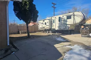 1641 E 13th St, Pueblo, CO 81001 - Photo 11