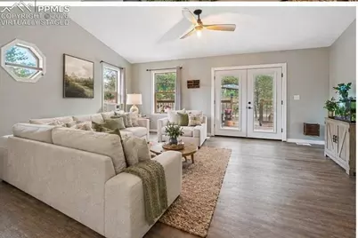 31 Wallace Drive, Florissant, CO 80816 - Photo 21