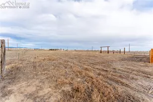 995 N Matt Dr, Pueblo, CO 81007 - Photo 45