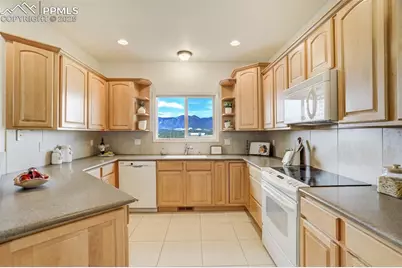 13616 Paradise Villas Grove, Colorado Springs, CO 80921 - Photo 7
