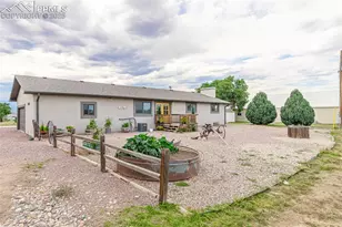 11170 Peaceful Valley Rd, Colorado Springs, CO 80925 - Photo 5