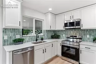 2570 W Anjelina Cir, Colorado Springs, CO 80916 - Photo 9