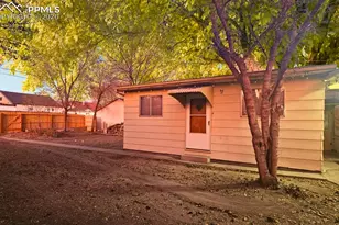 1513 E 4th St, Pueblo, CO 81001 - Photo 15