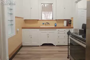 1513 E 4th St, Pueblo, CO 81001 - Photo 9