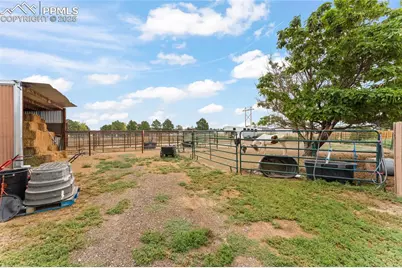 321 W Linden Avenue, Pueblo, CO 81007 - Photo 33