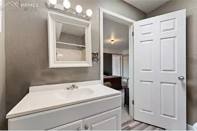 321 W Linden Avenue, Pueblo, CO 81007 - Photo 15