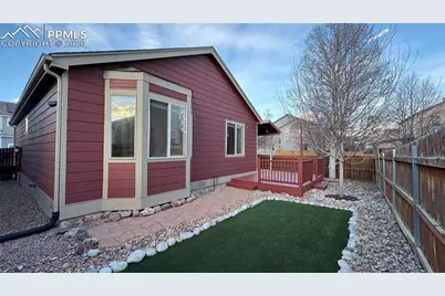 7195 Mount Higgins Heights, Colorado Springs, CO 80922 - Photo 11