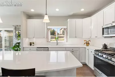 5324 Sky Top Lane, Colorado Springs, CO 80918 - Photo 13